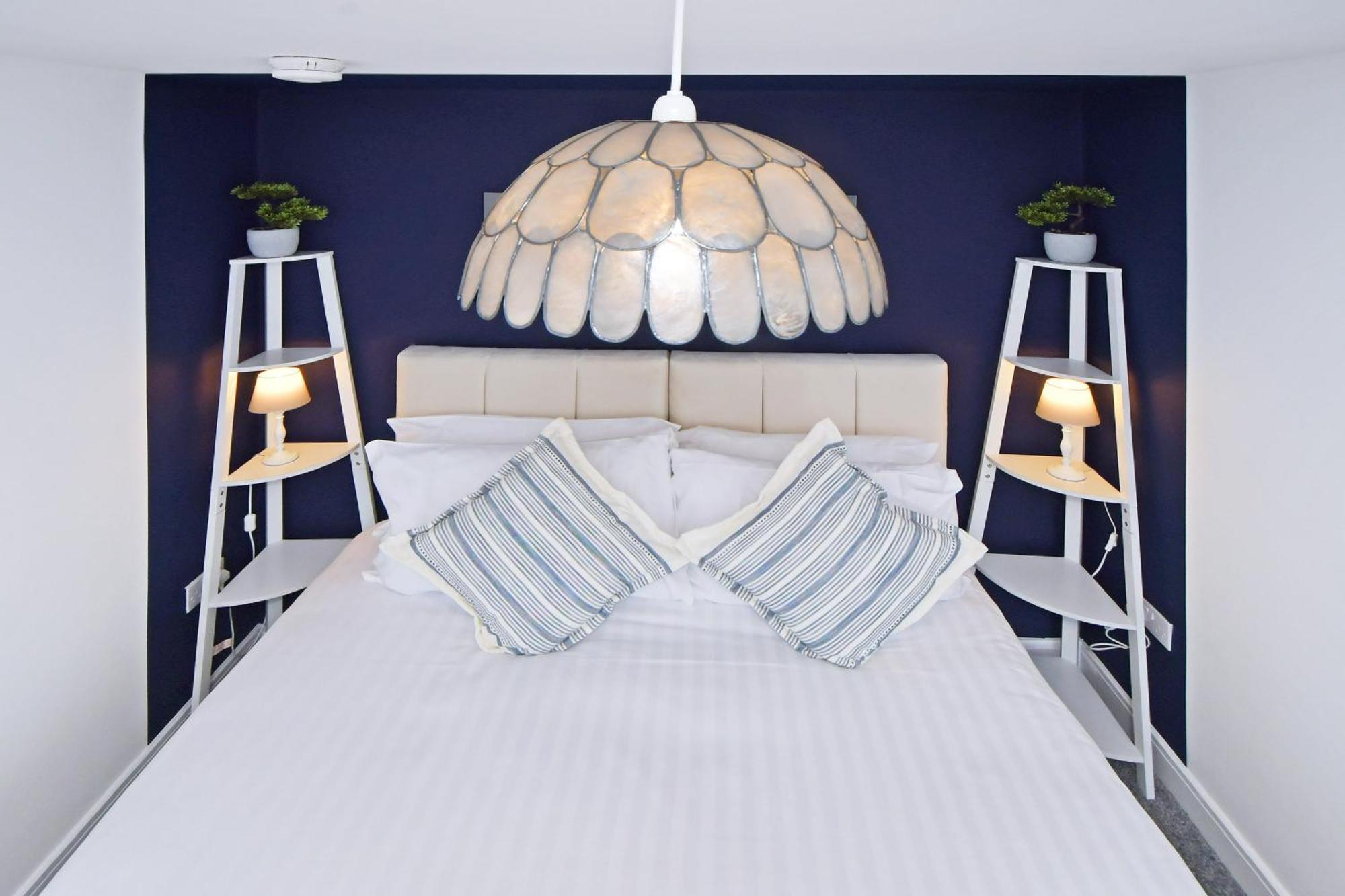 Sapphire Apartments By Yourstays - Luxury 2 Bedroom Apartments In Crewe Dış mekan fotoğraf