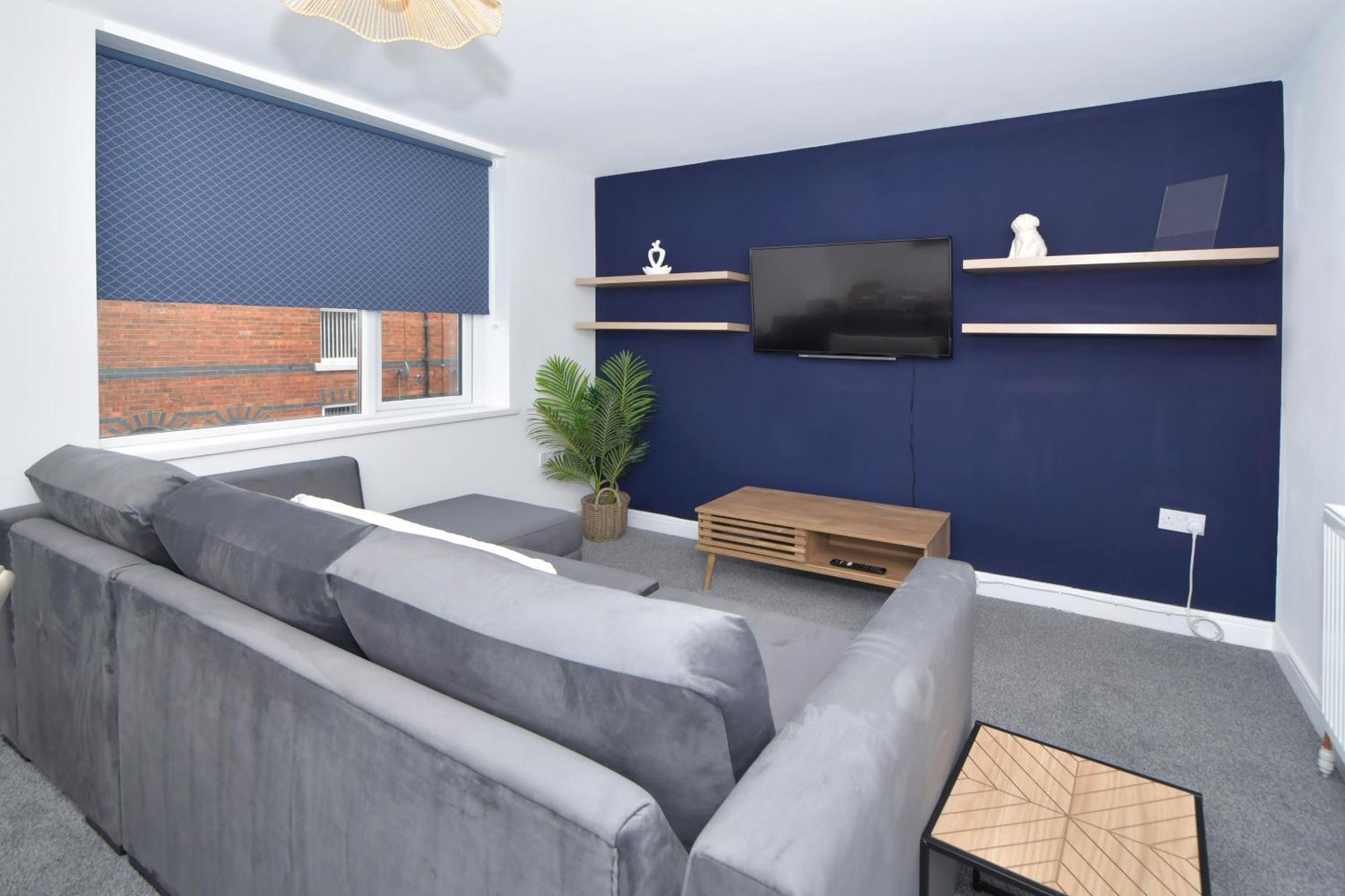 Sapphire Apartments By Yourstays - Luxury 2 Bedroom Apartments In Crewe Dış mekan fotoğraf