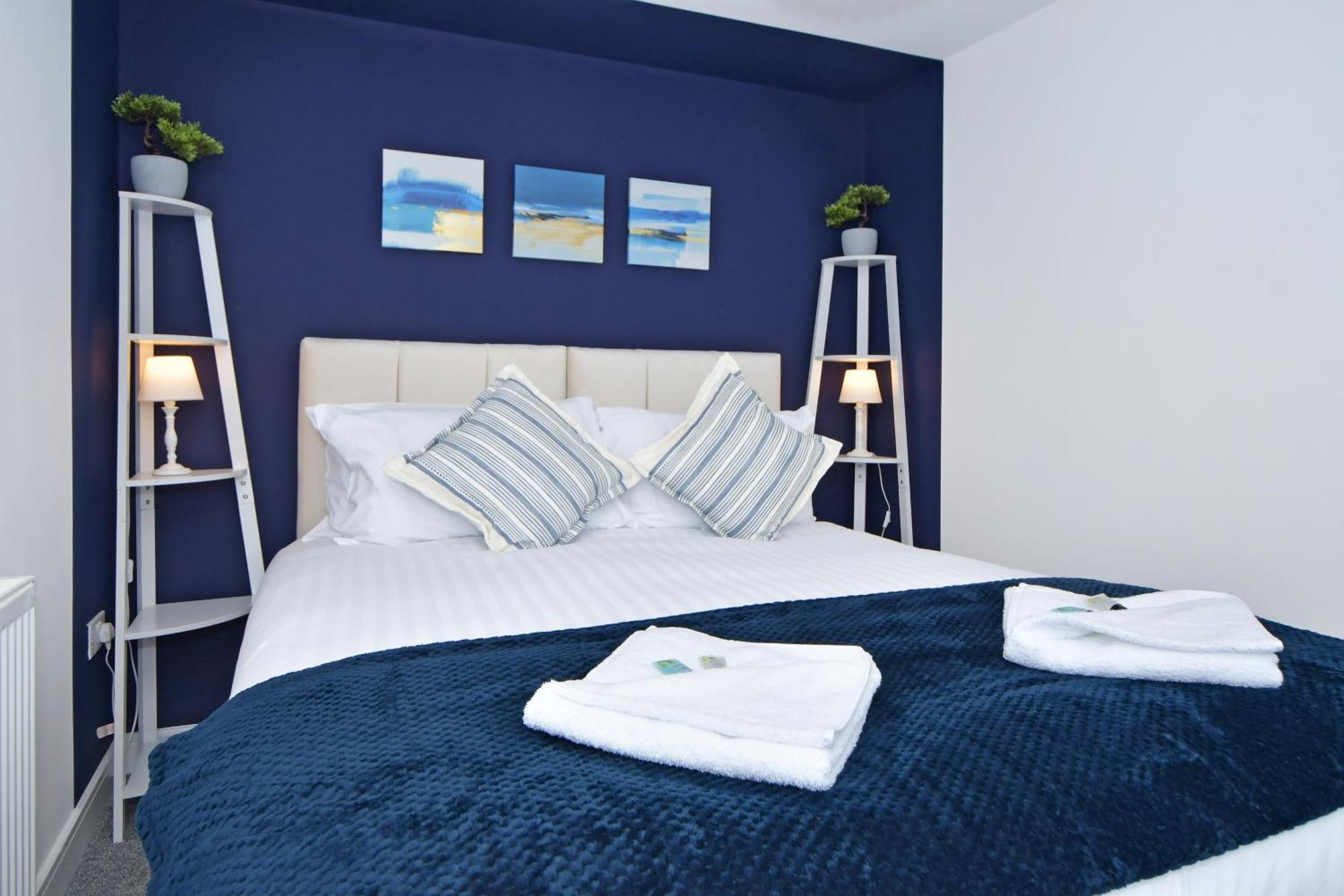 Sapphire Apartments By Yourstays - Luxury 2 Bedroom Apartments In Crewe Dış mekan fotoğraf