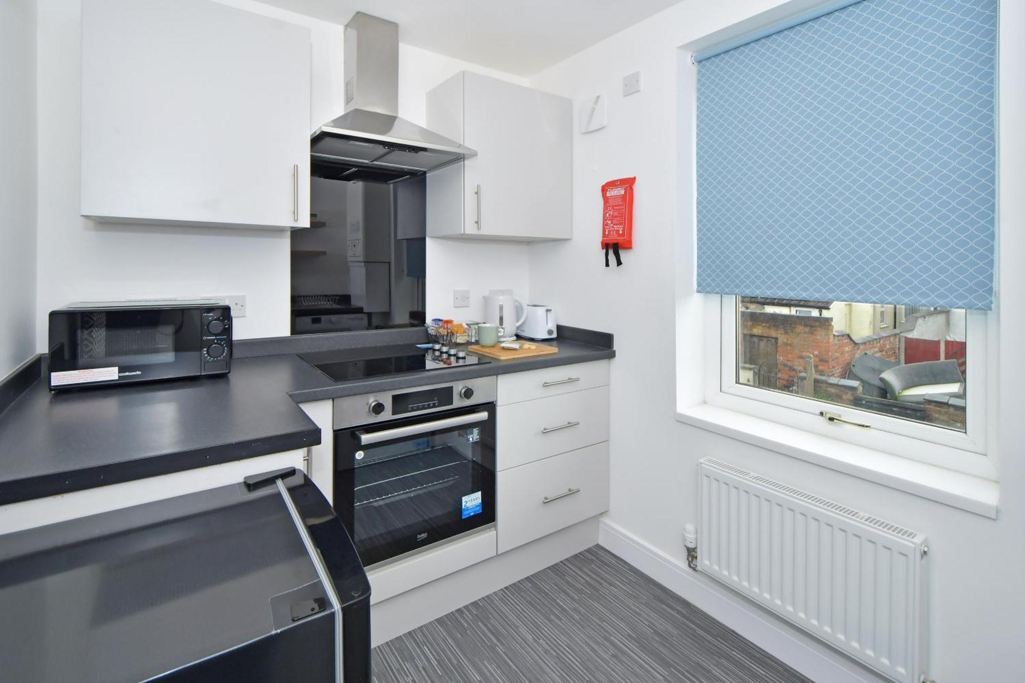 Sapphire Apartments By Yourstays - Luxury 2 Bedroom Apartments In Crewe Dış mekan fotoğraf
